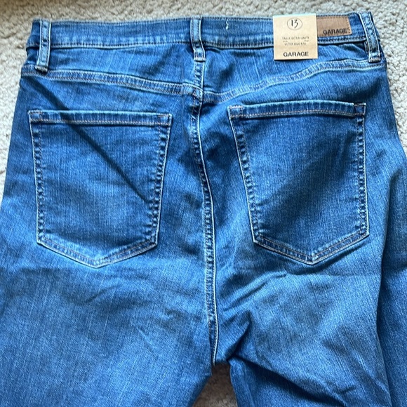 Garage High-Rise Button-Fly Jeans - Picture 6 of 6